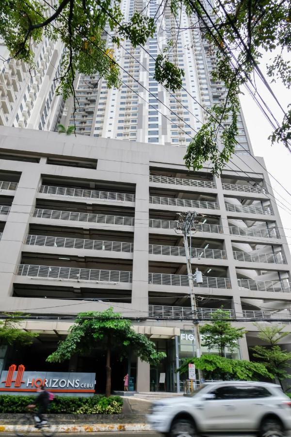 Ezeniel'S Place At Horizons 101 Condominium Cebu ภายนอก รูปภาพ